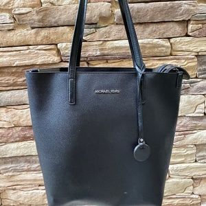 Michael Kors - Large Leather Tote (Black)